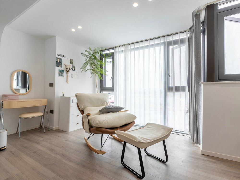 愛家名校華城現代風格復式樓裝修效果圖