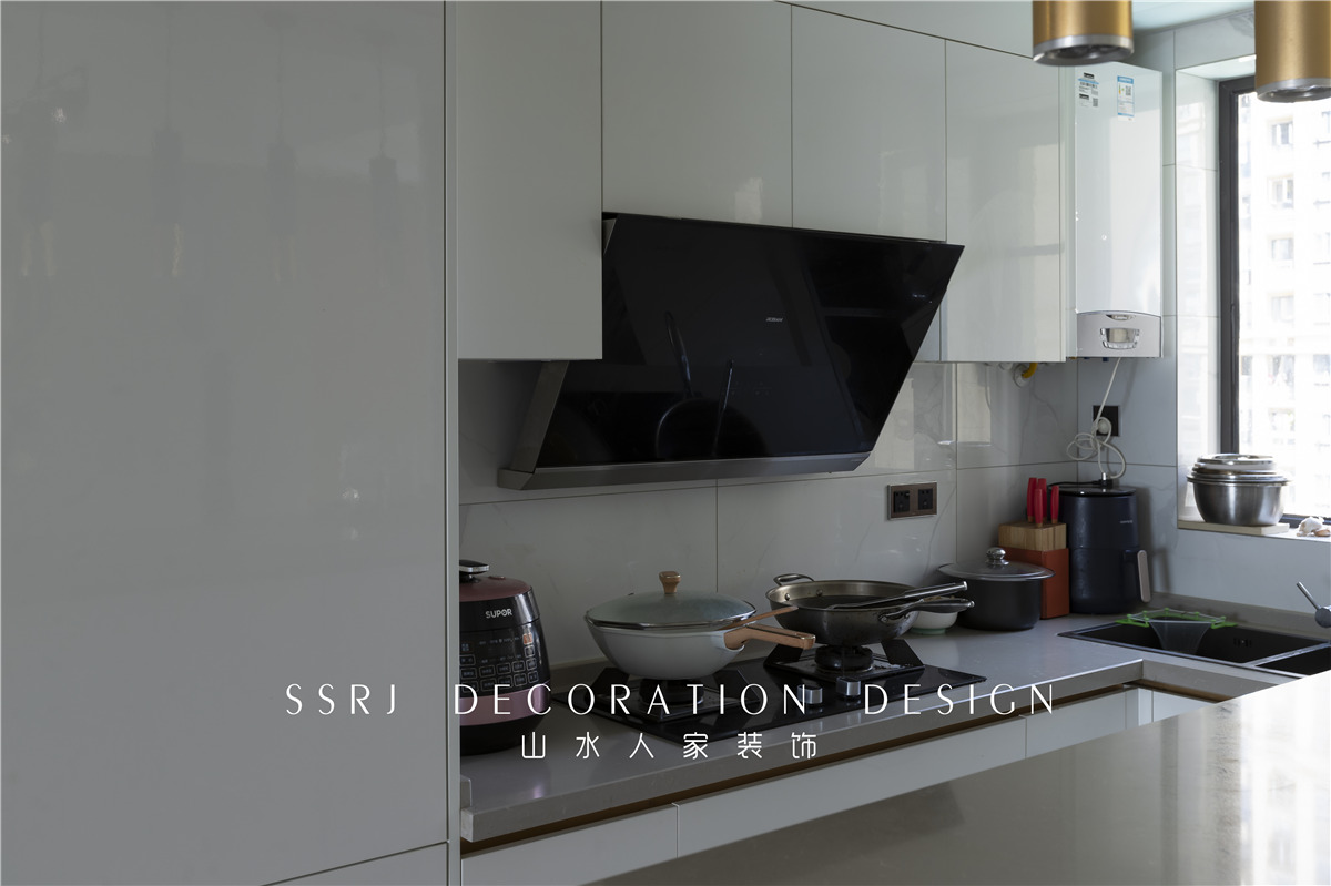 東湖城現代簡約風格裝修效果圖