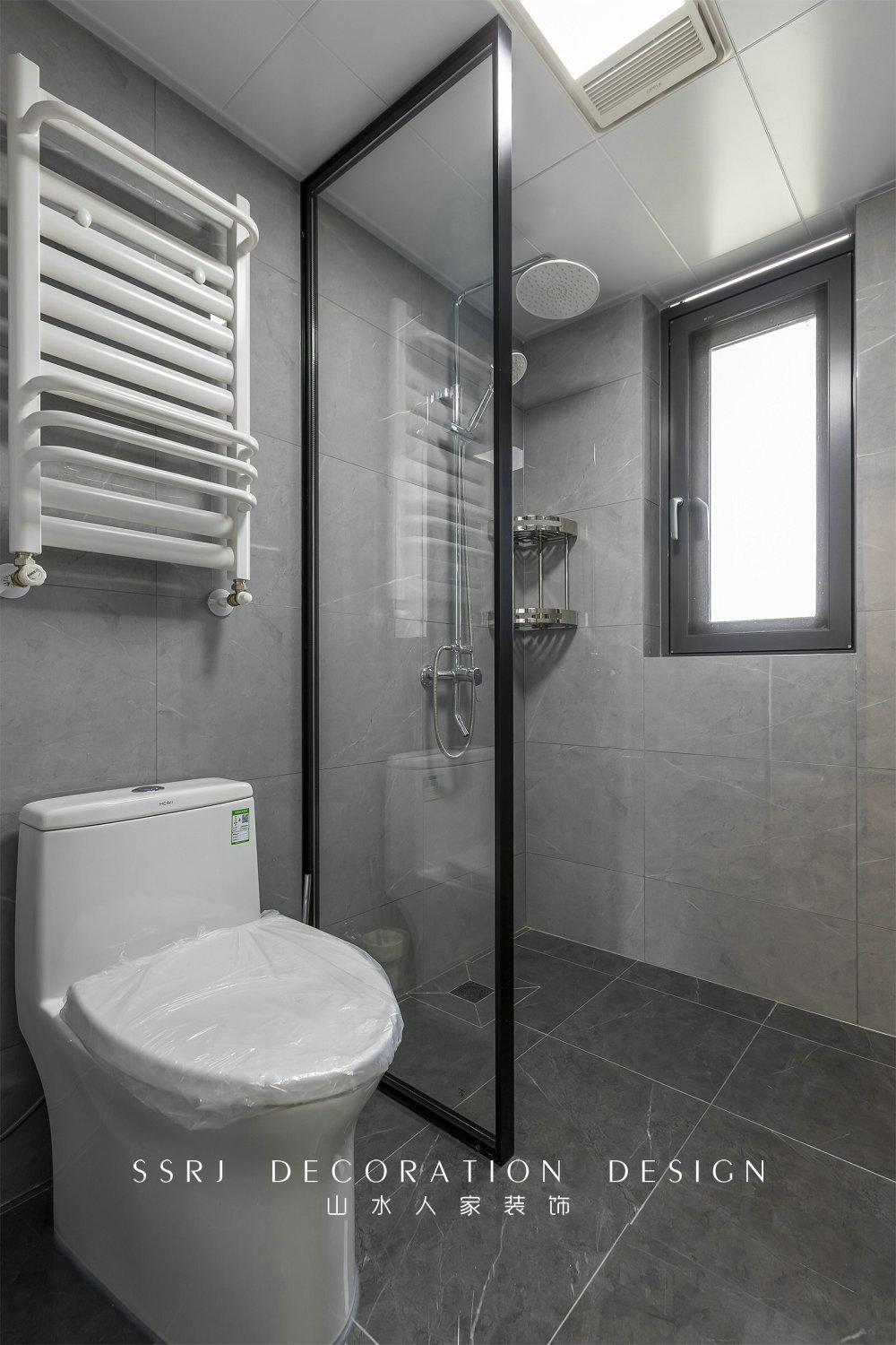 湖畔新居現代風格實景裝修效果圖