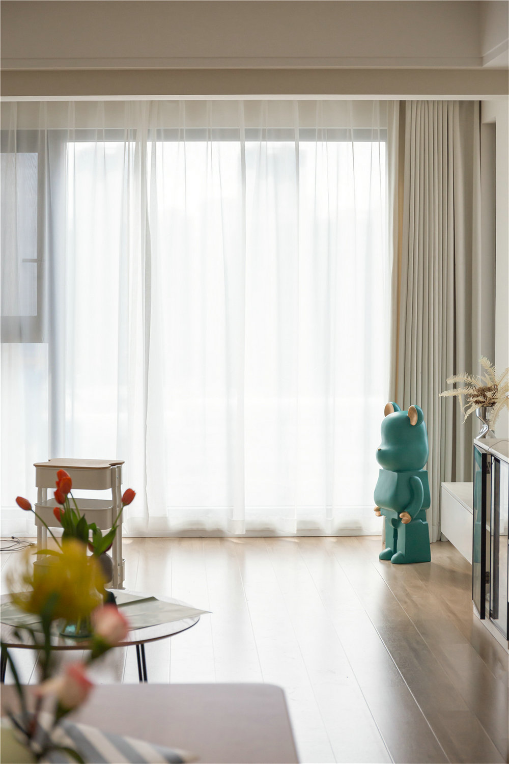 中建鉑公館現代簡約風格裝修效果圖