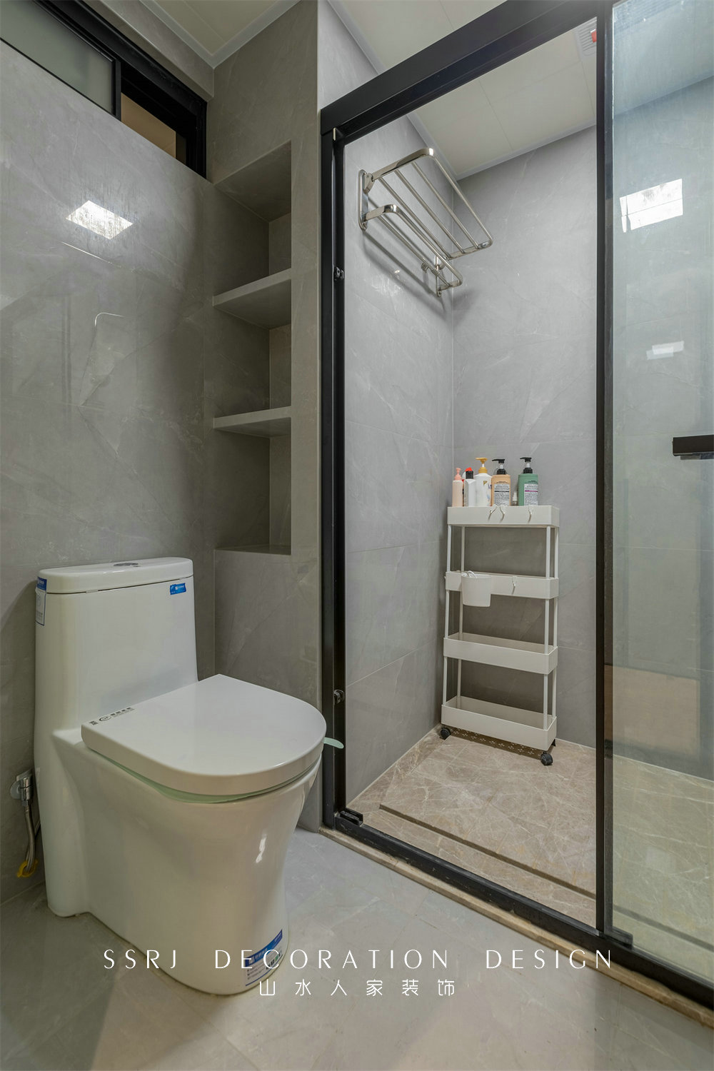 濱江苑140平現代風格裝修效果圖