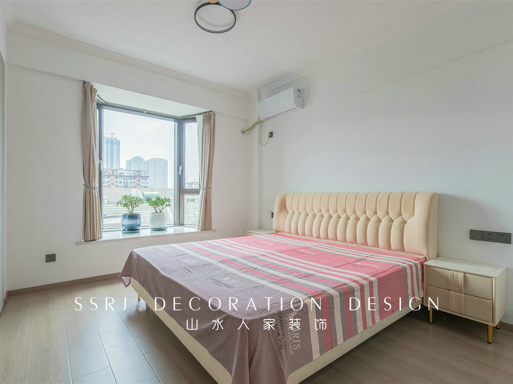 金龍花園135平現代風格裝修效果圖