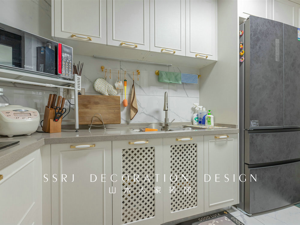 國博新城泊雅居160平美式輕奢風格裝修效果圖