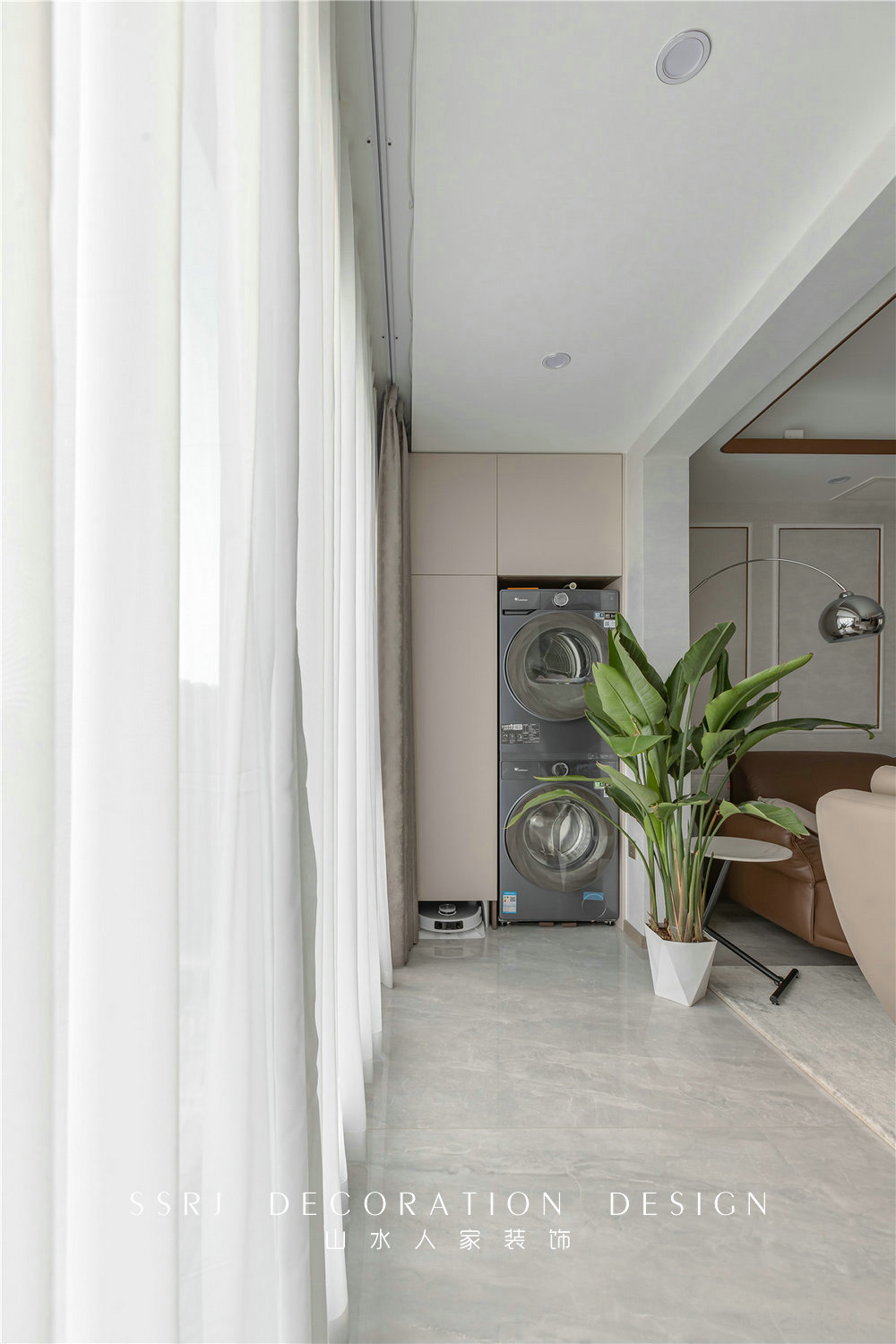 閱江府130平現代風格裝修效果圖