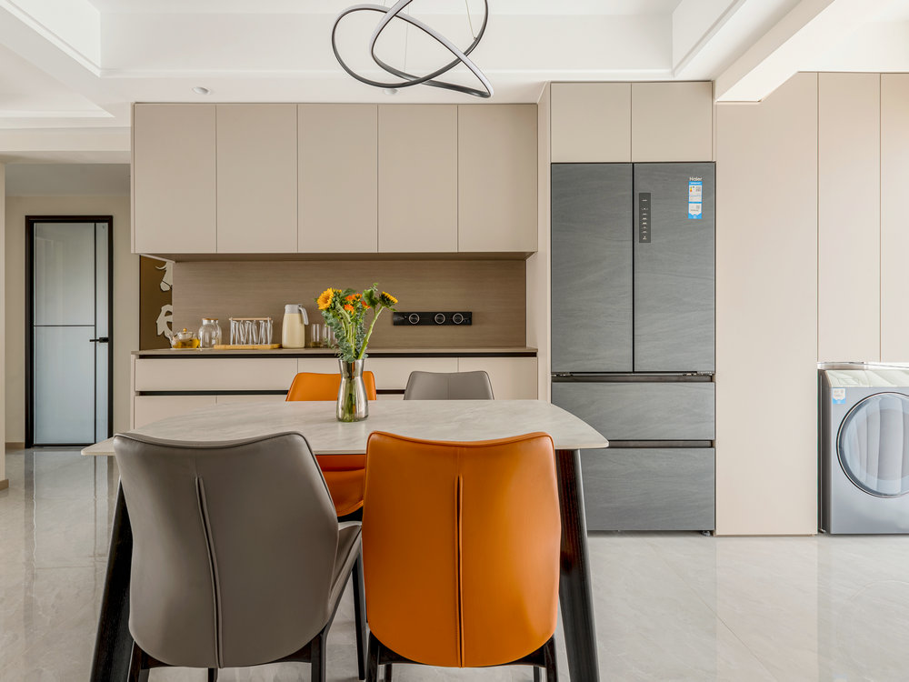 中建鉑公館128平現代風格裝修效果圖