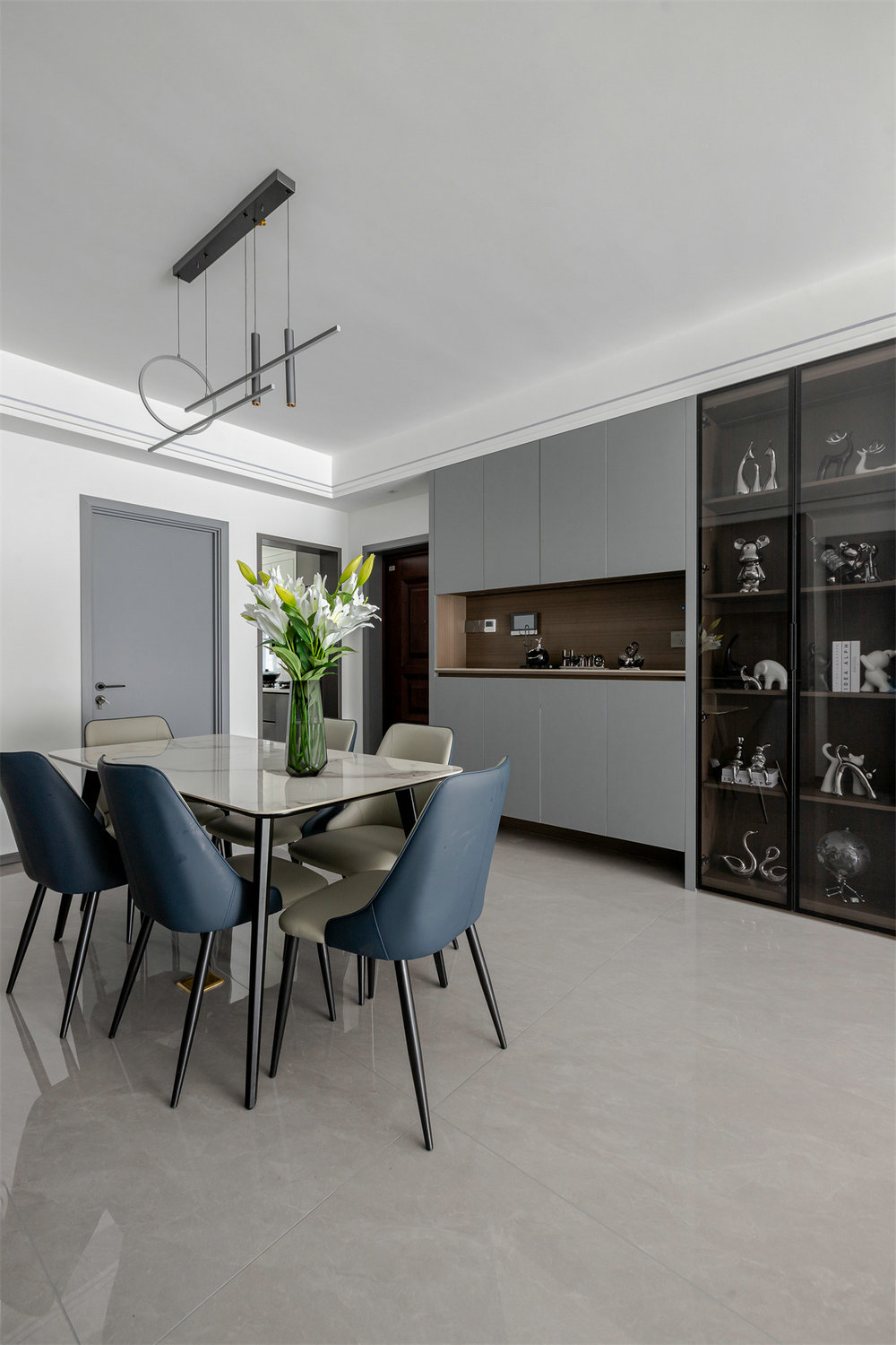 中建鉑公館122平現代風格裝修效果圖