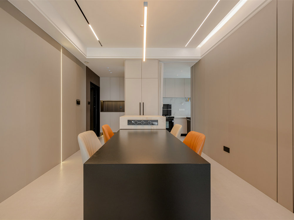 城投聯投江南岸140平意式極簡風格裝修效果圖