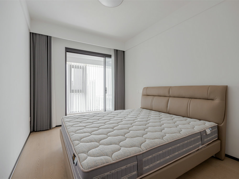 城投聯投江南岸140平意式極簡風格裝修效果圖