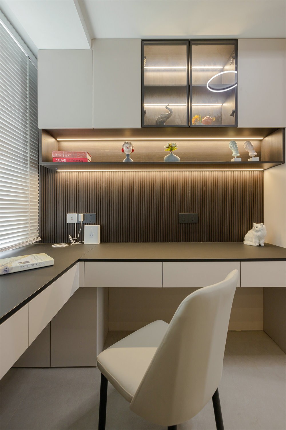 城投聯投江南岸140平意式極簡風格裝修效果圖