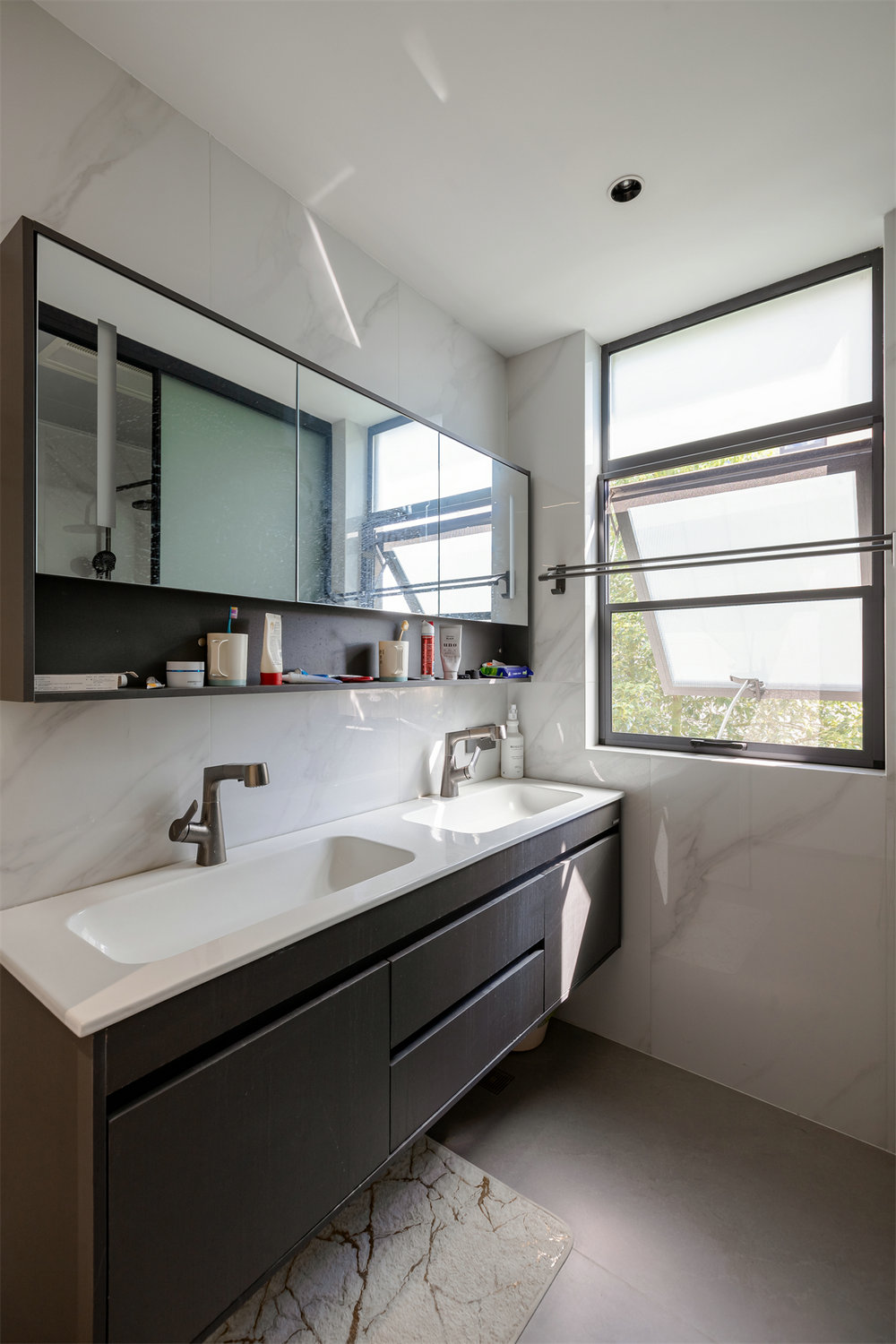 臨空香廷160平現代風格裝修效果圖