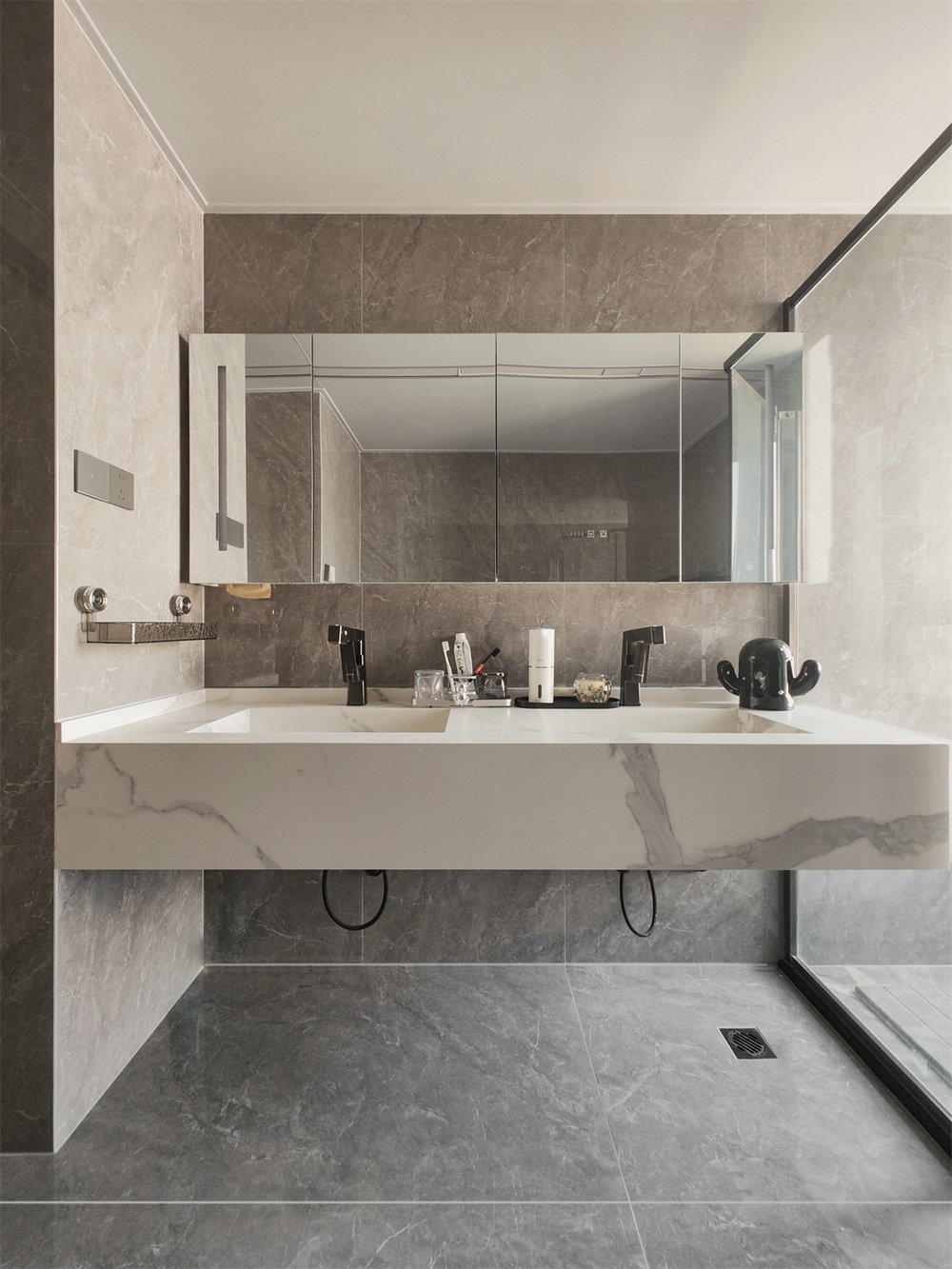 青山樽197平現代風格裝修效果圖