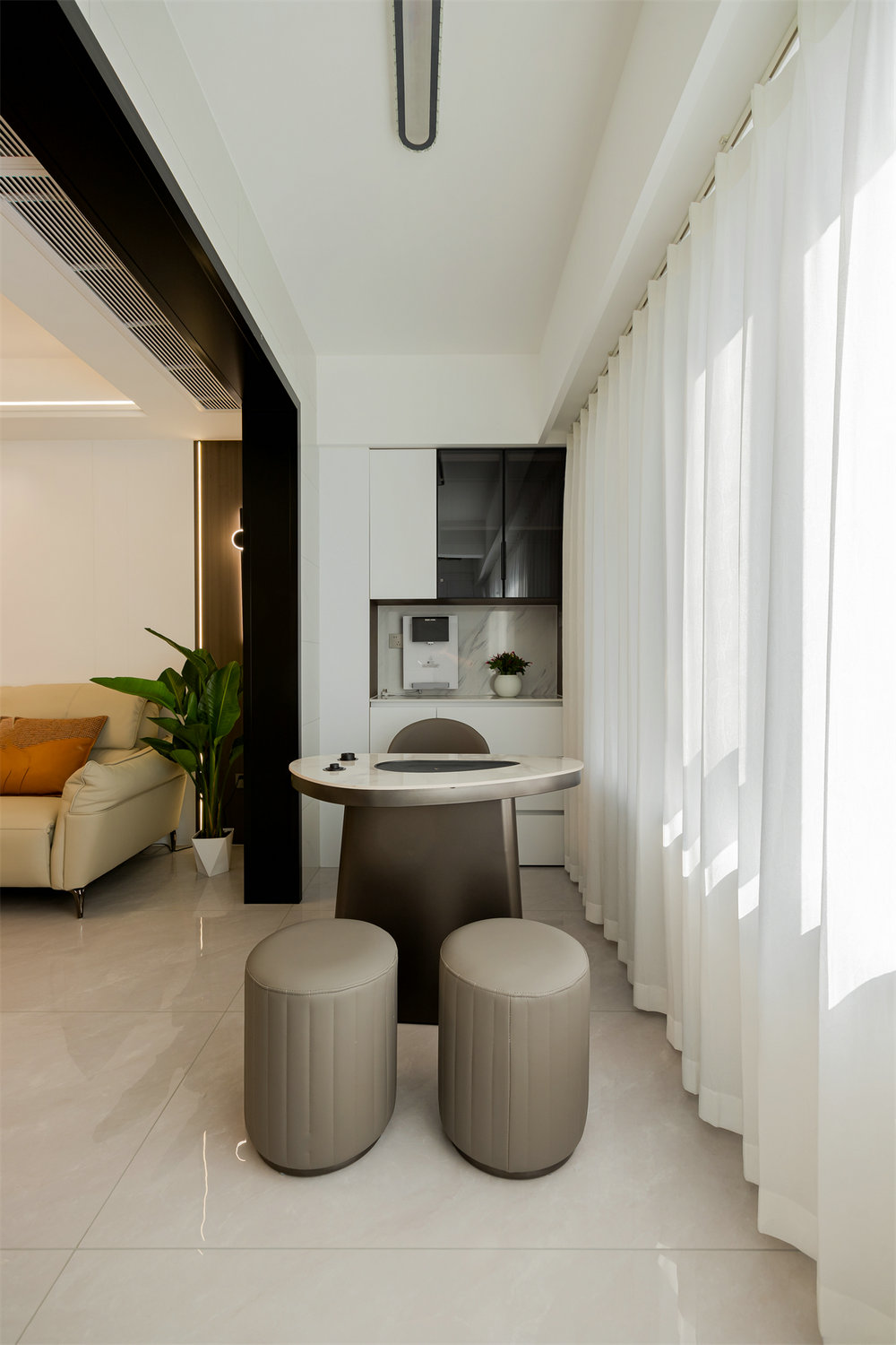 中建錦繡楚城142平現代風格裝修效果圖