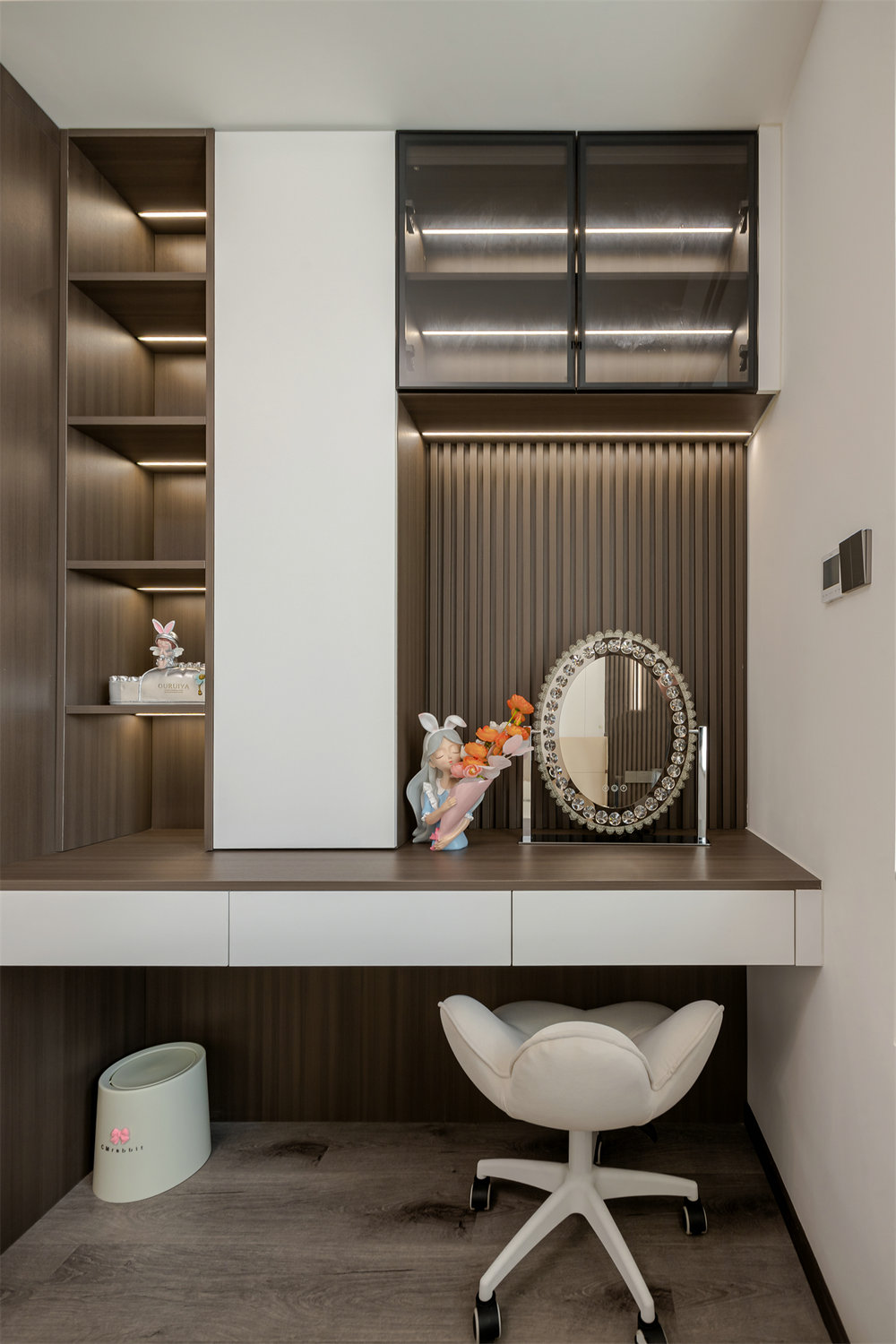 中建錦繡楚城142平現代風格裝修效果圖