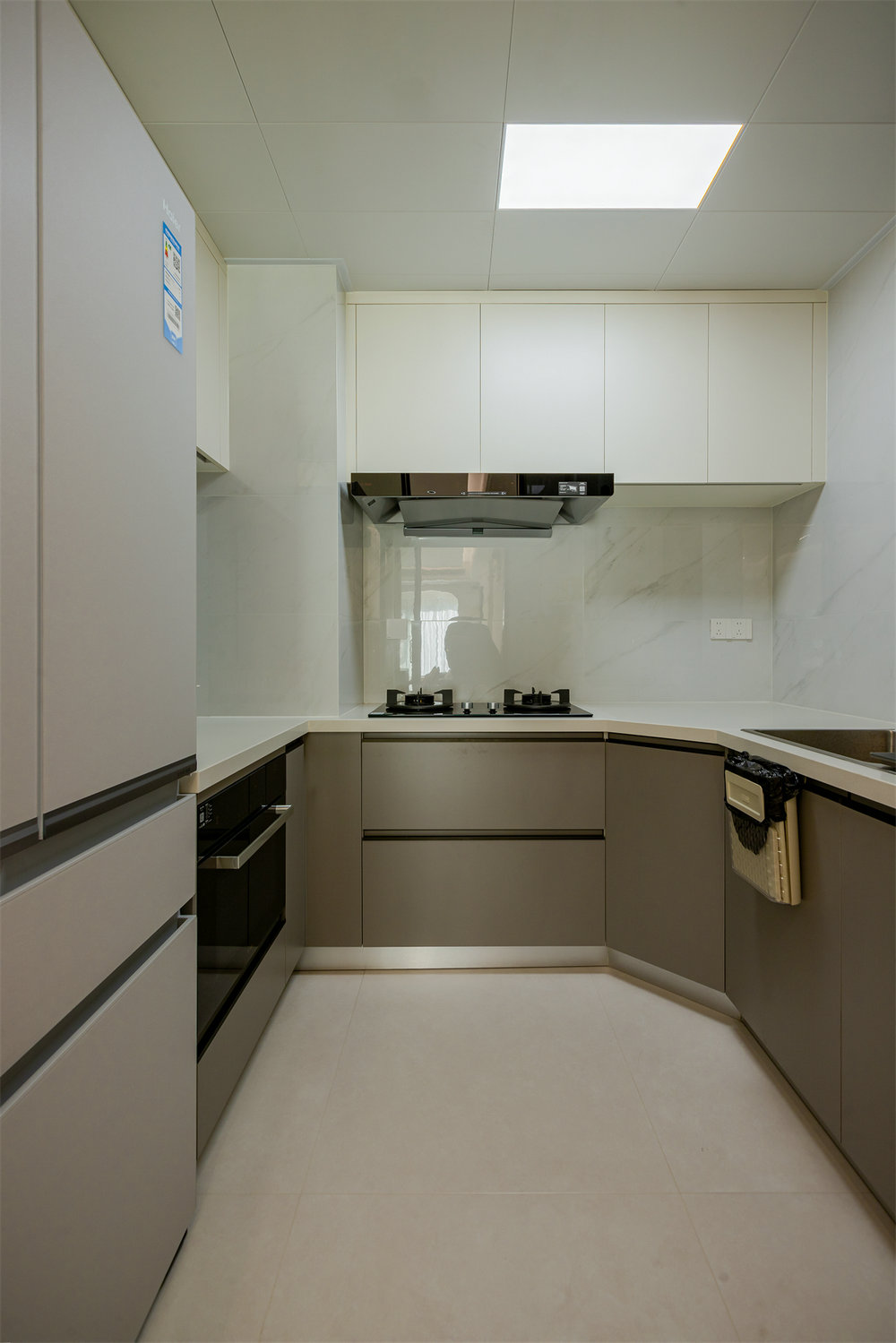 中建大公館101平現代風格裝修效果圖