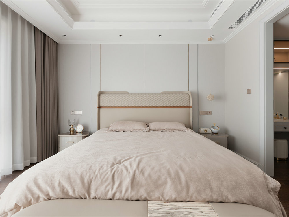 中海萬松九里270平港式輕奢風裝修效果圖