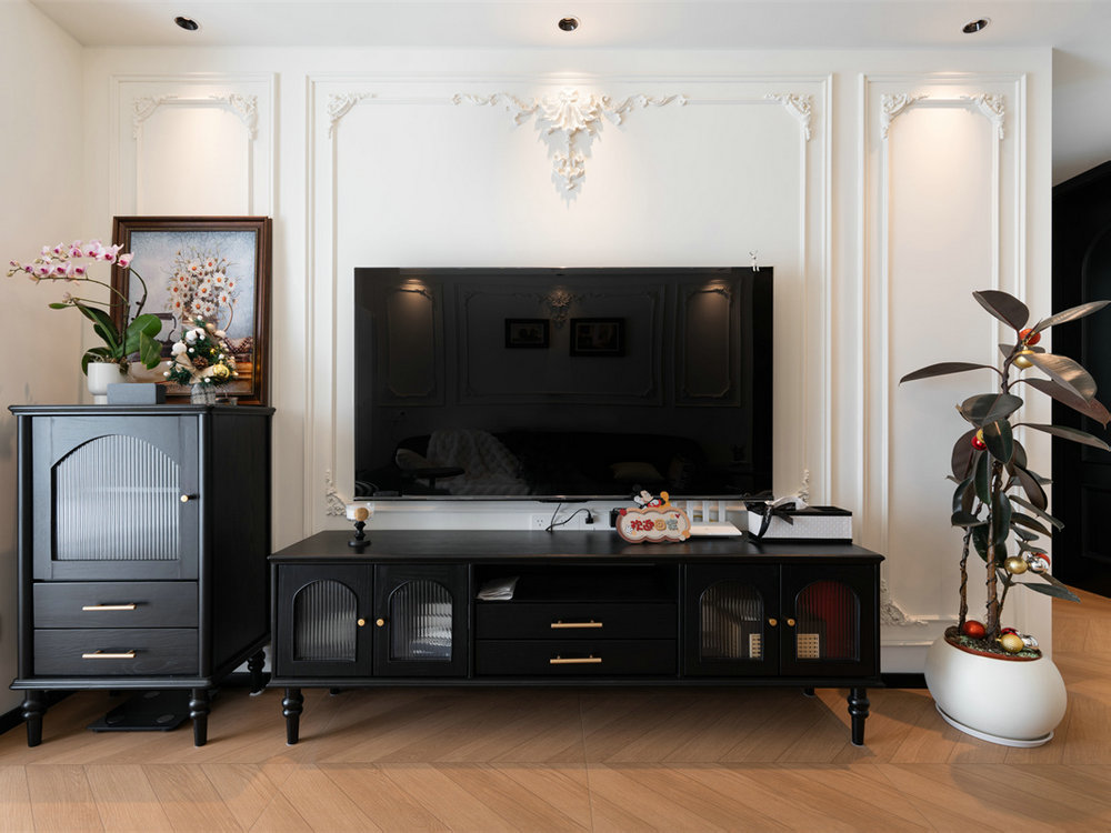 廣電光谷家三區91平法式復古風格裝修效果圖