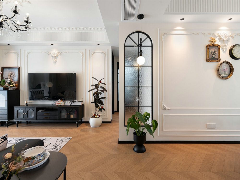 廣電光谷家三區91平法式復古風格裝修效果圖