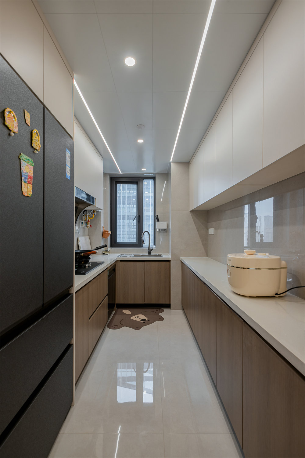 融僑濱江城美域181平現代風格裝修效果圖