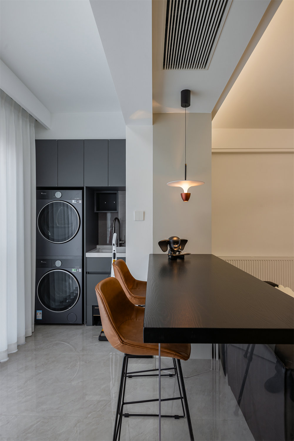 海林廣場123平現代風格裝修效果圖