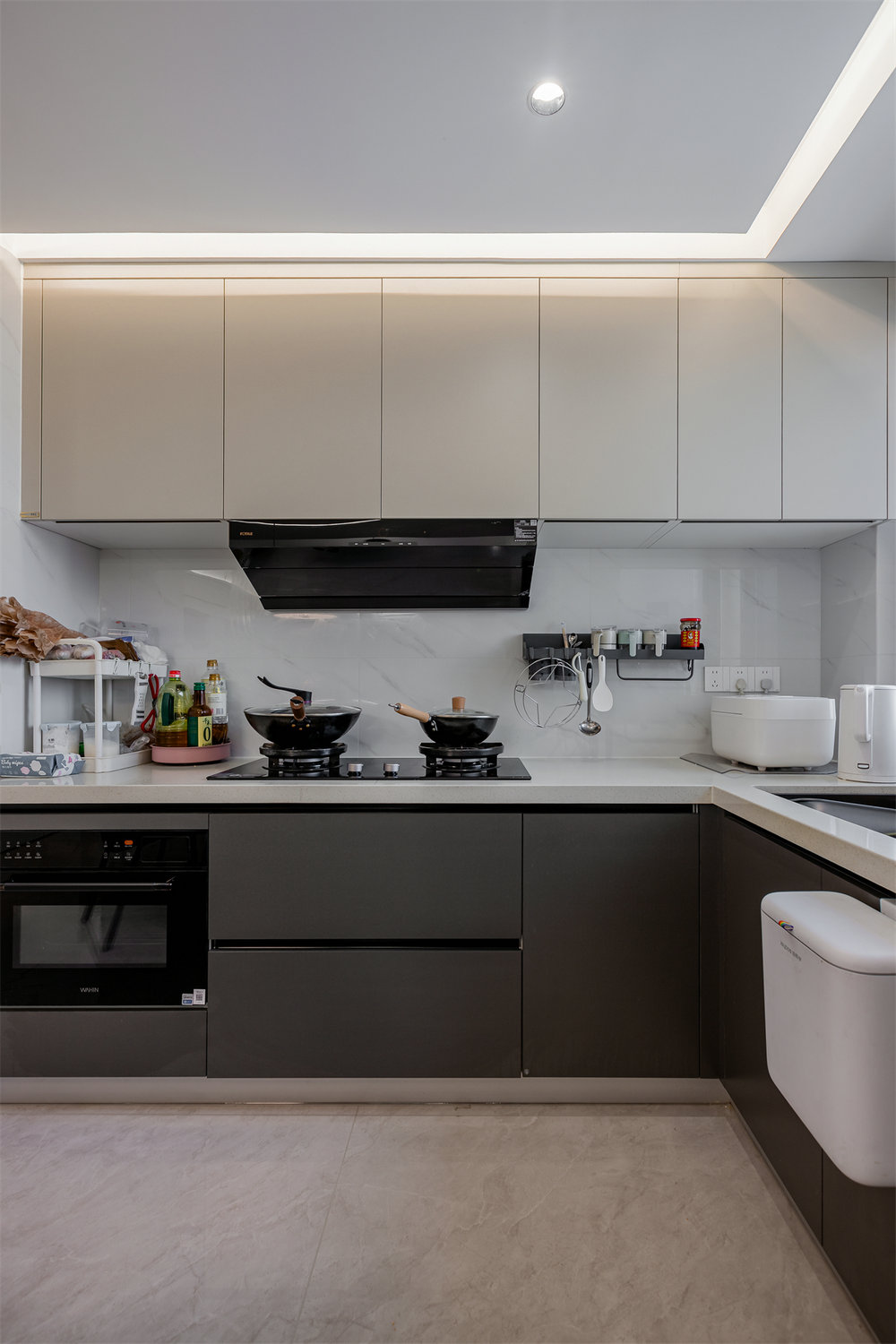 海林廣場123平現代風格裝修效果圖