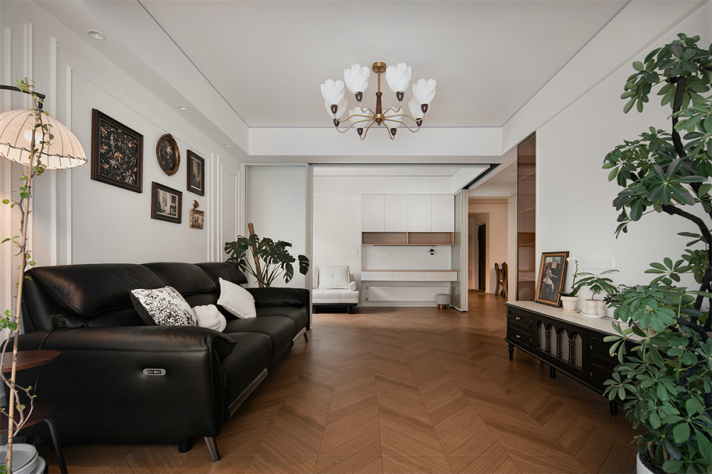 融創95號院95平中古風格裝修效果圖