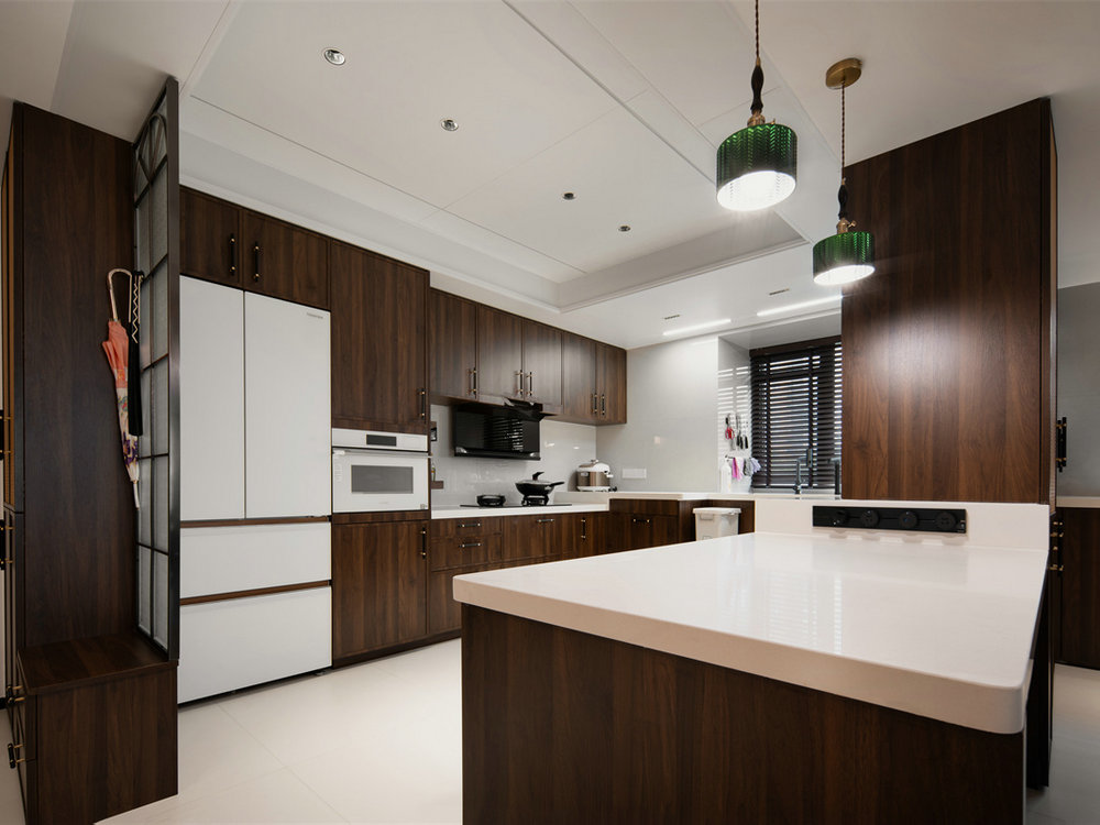 鵬湖灣180平中古風格裝修效果圖