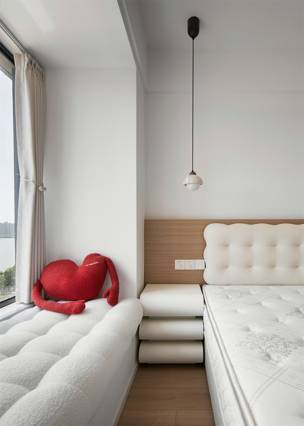 金科和雅東方135平原木奶油風裝修效果圖