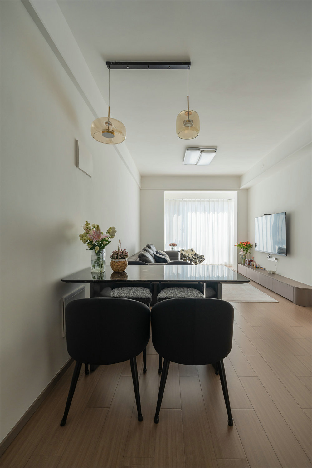 華僑城紅坊99平現代風格裝修效果圖