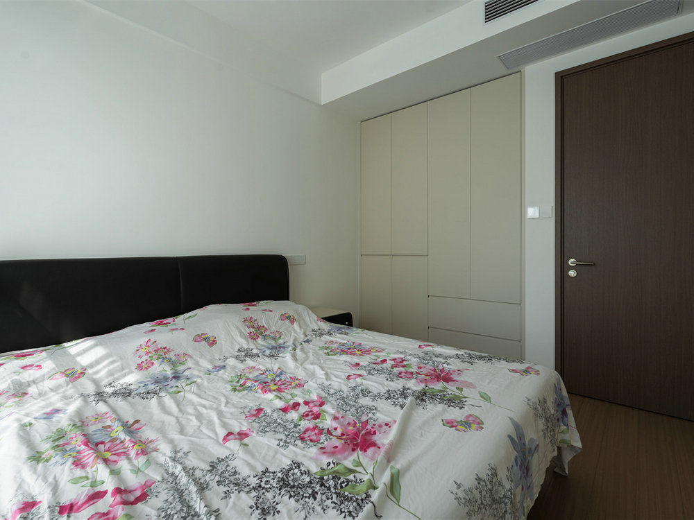 華僑城紅坊99平現代風格裝修效果圖