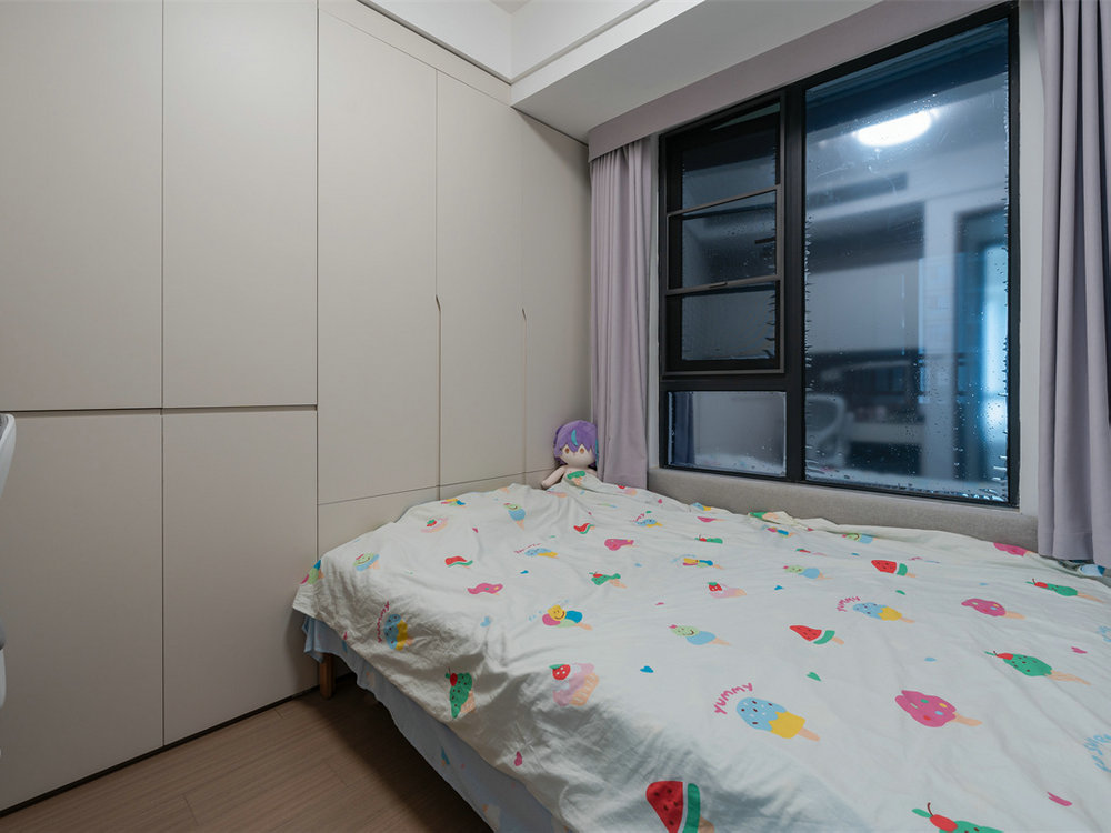 華僑城紅坊99平現代風格裝修效果圖