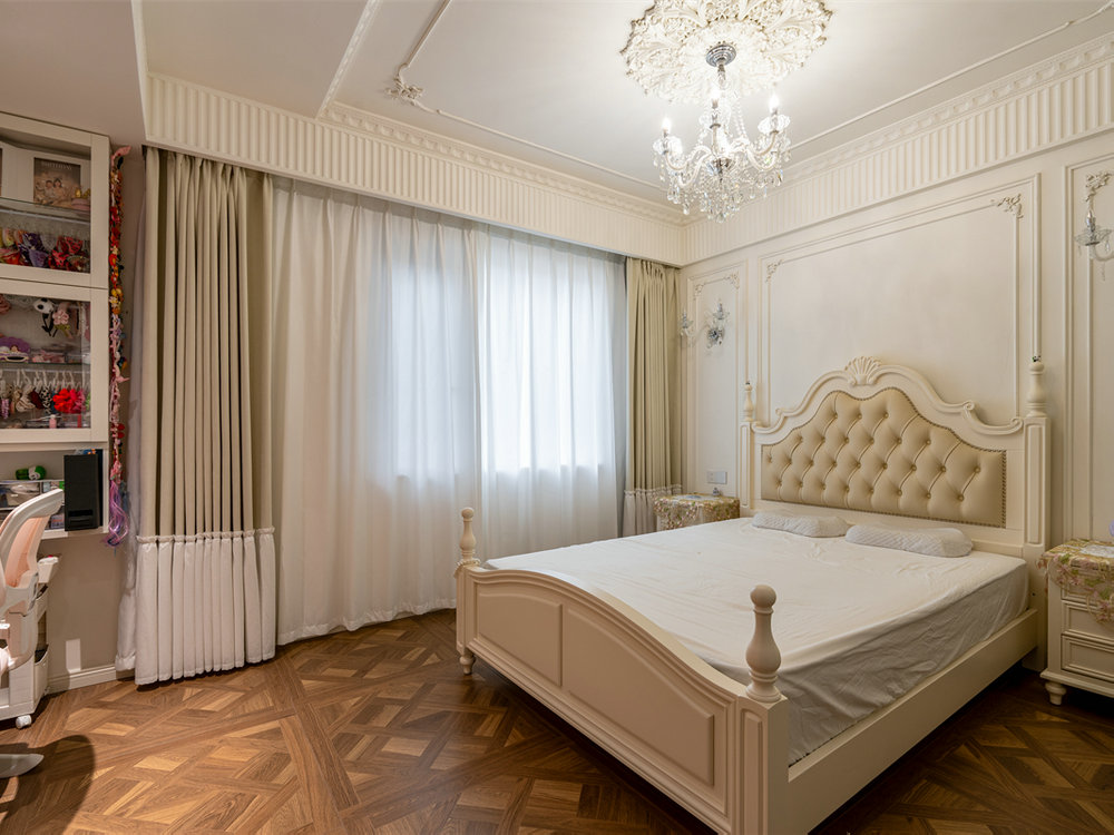 碧樂城220平中古法式風格裝修效果圖