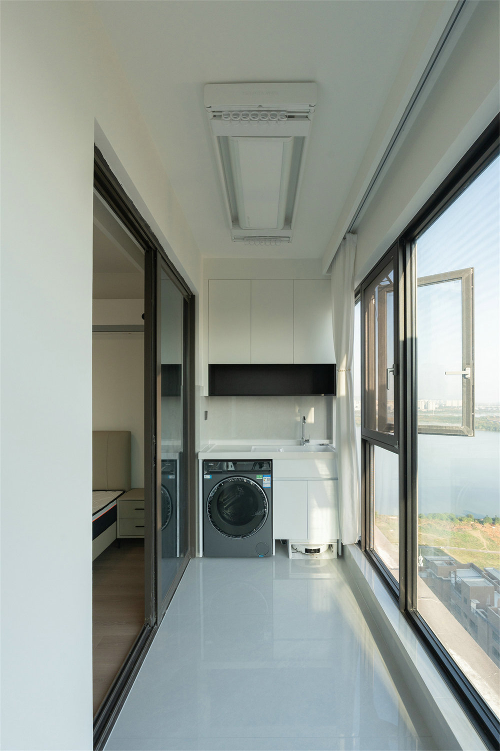 雅居樂花園105平現代風格裝修效果圖