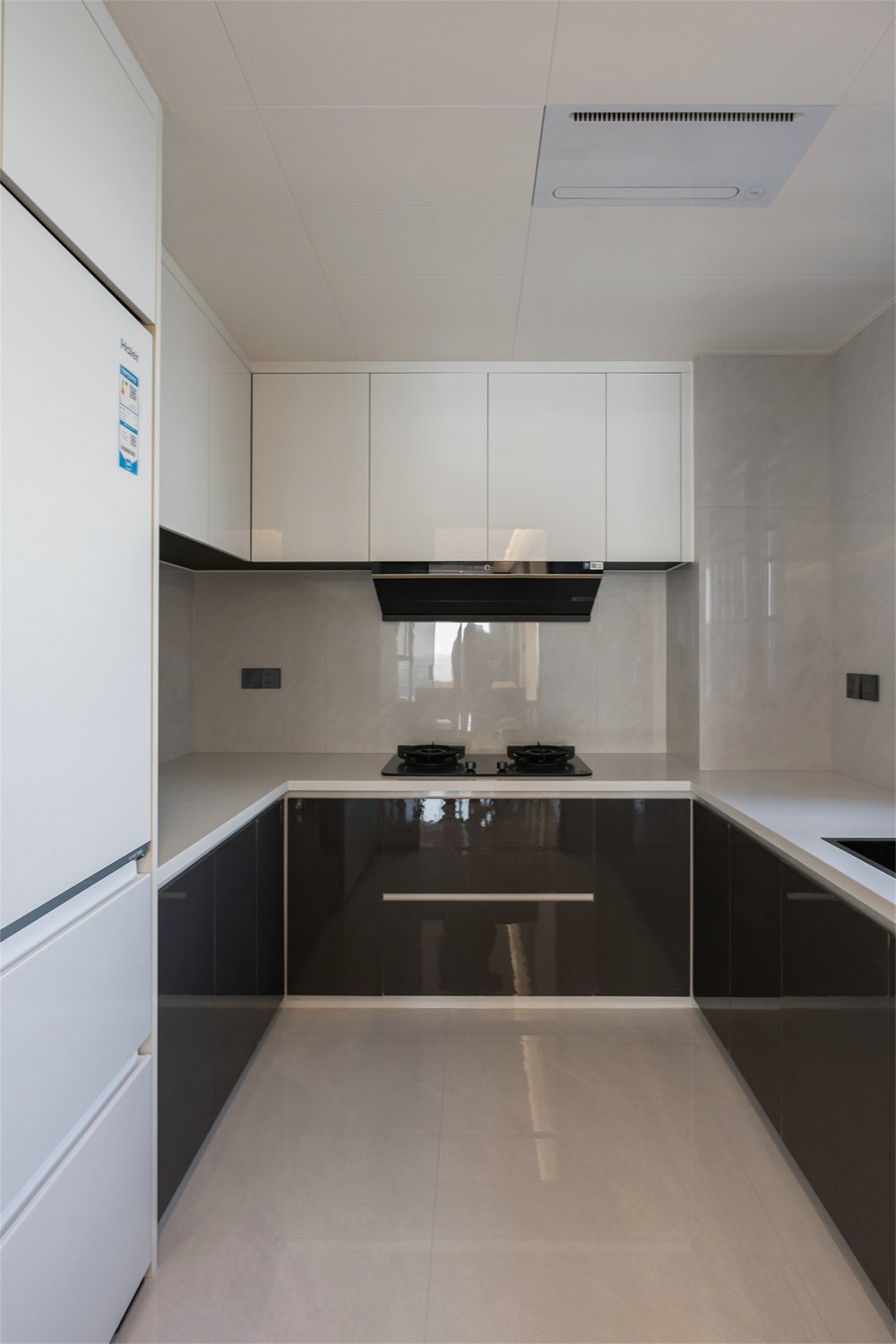 雅居樂花園105平現代風格裝修效果圖