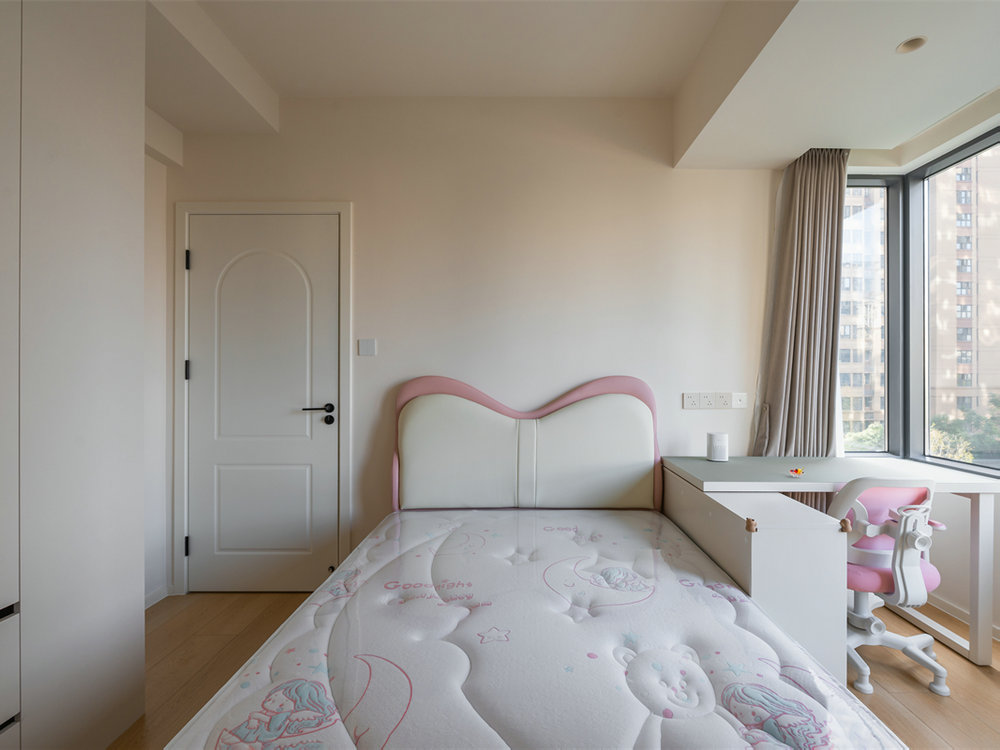 美聯城觀120平奶油風格裝修效果圖