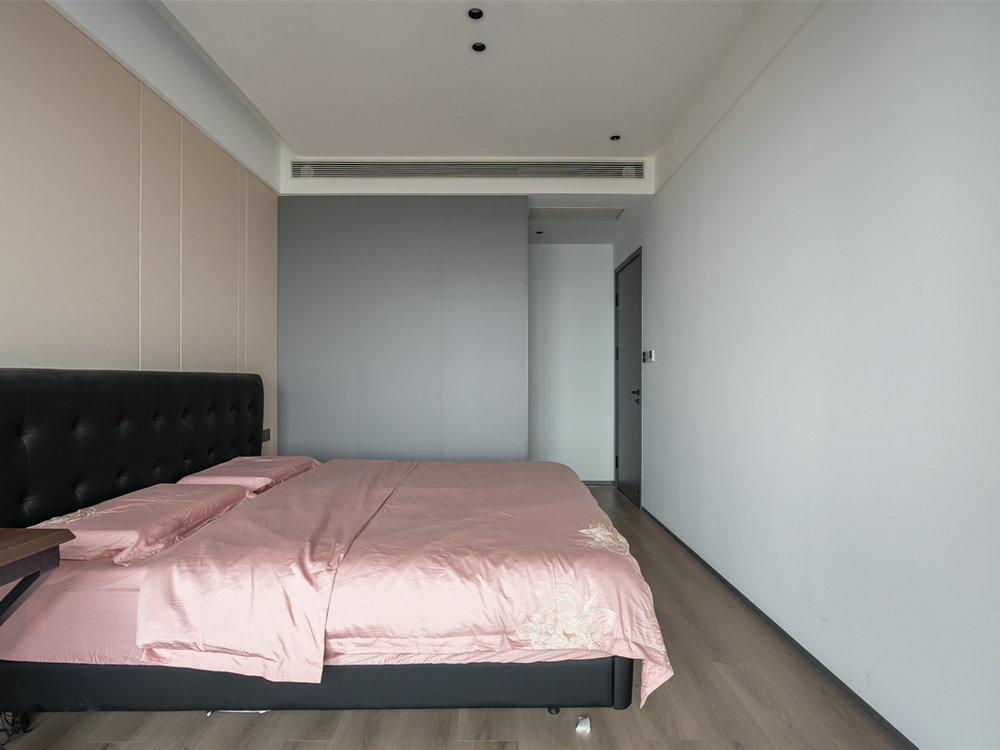 月亮灣137平現代風格裝修效果圖