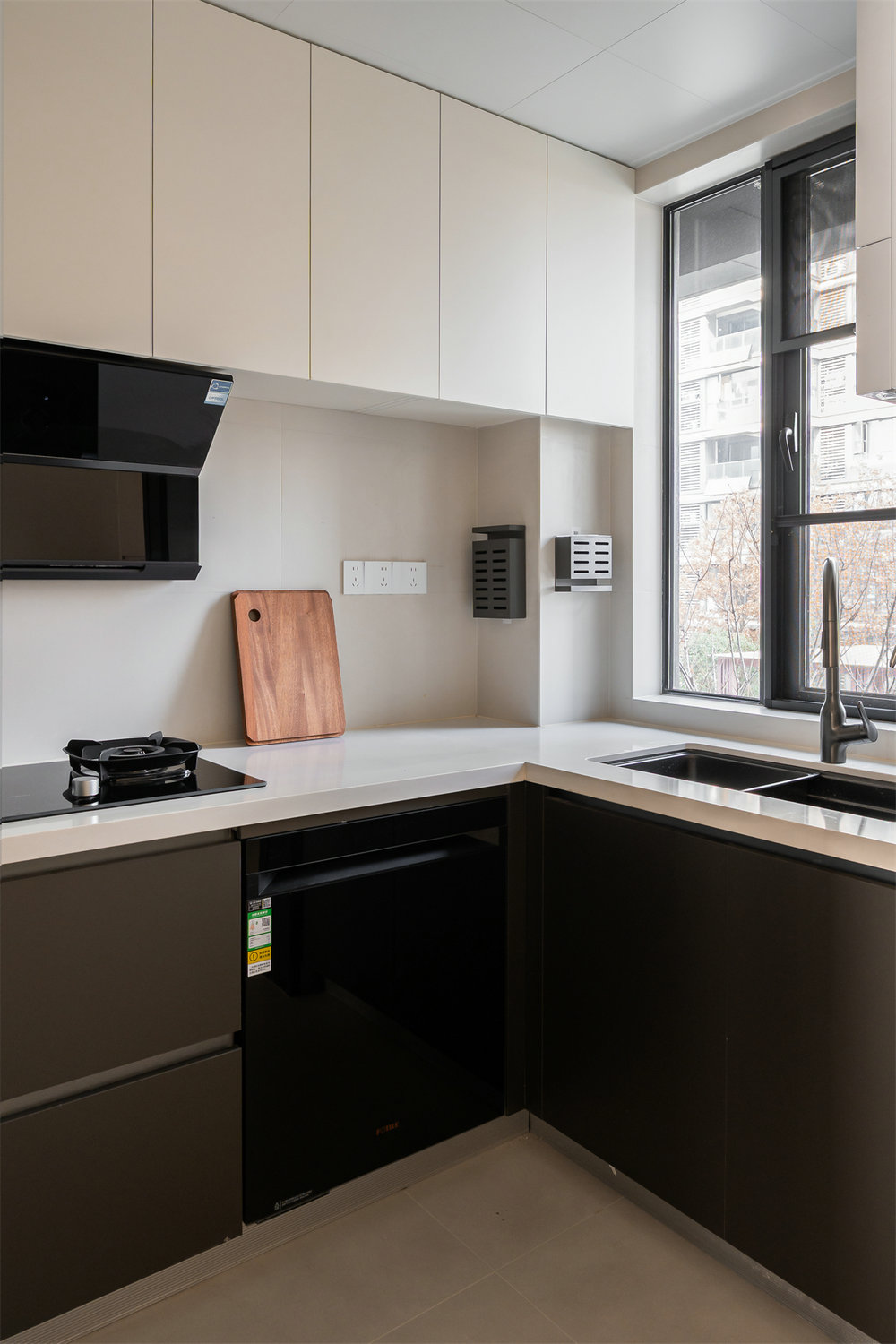 鼎正悅府108平現代風格裝修效果圖