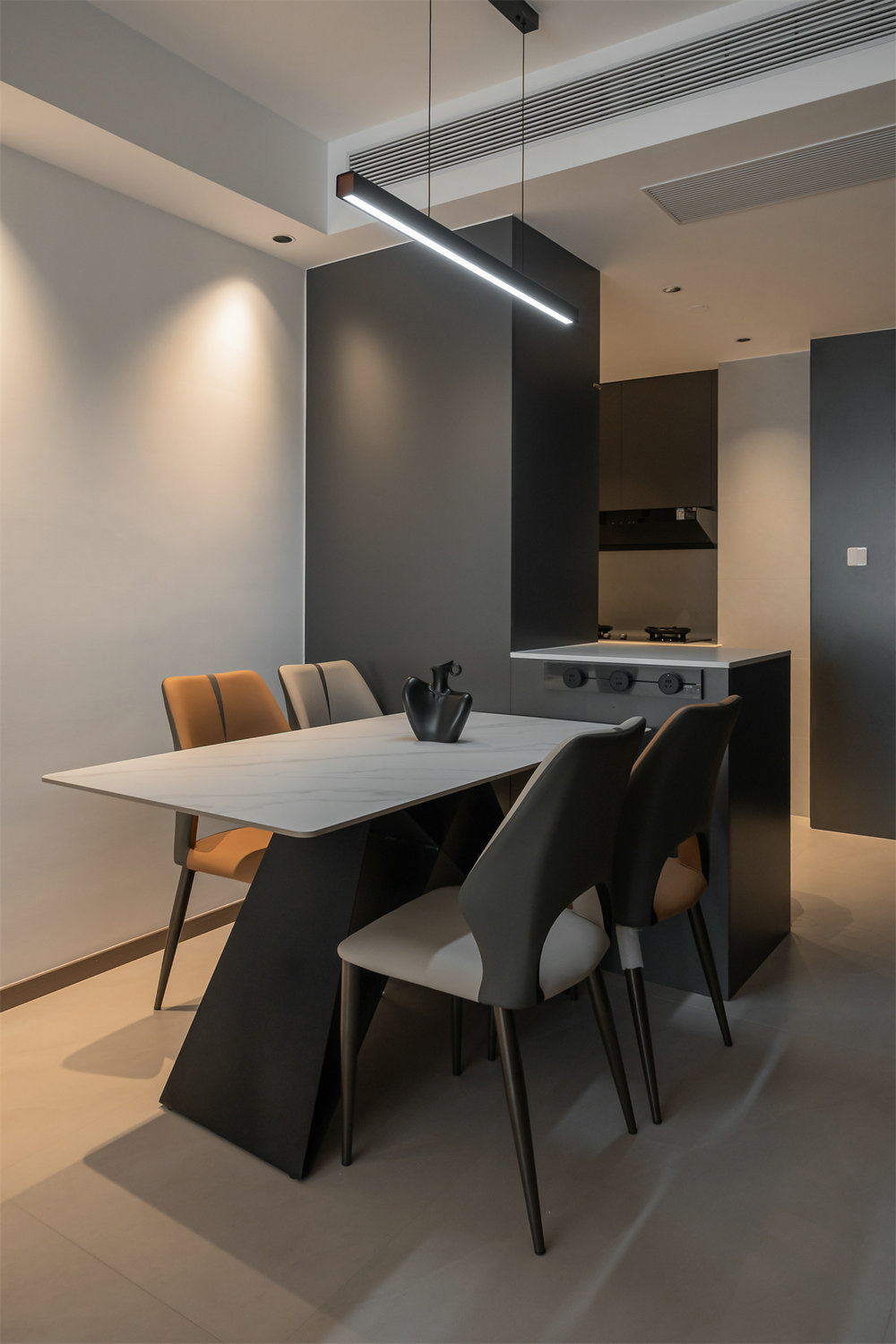 中建大公館102平意式輕奢風格裝修效果圖