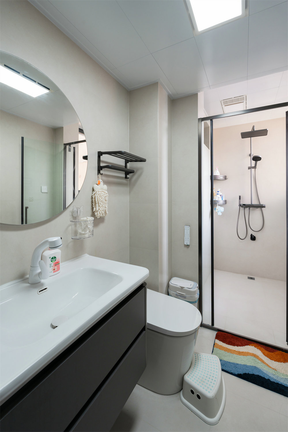 長江紫都93平現代風格裝修效果圖