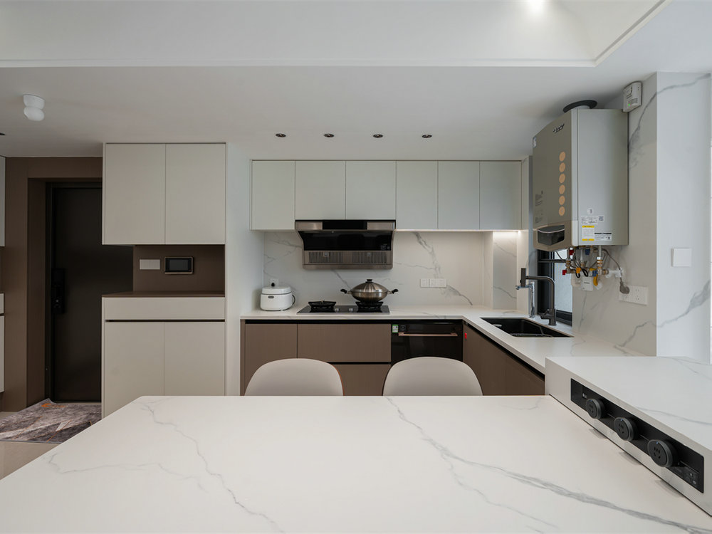 保利城140平現代簡約風格裝修效果圖