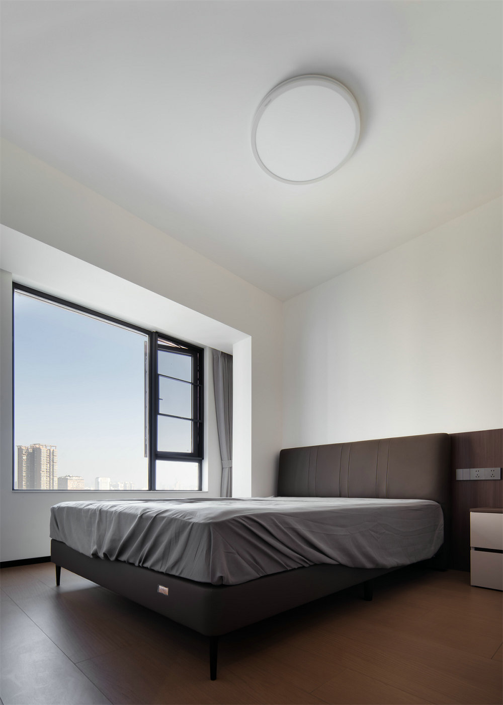 信達新外灘133平意式簡約風格裝修效果圖