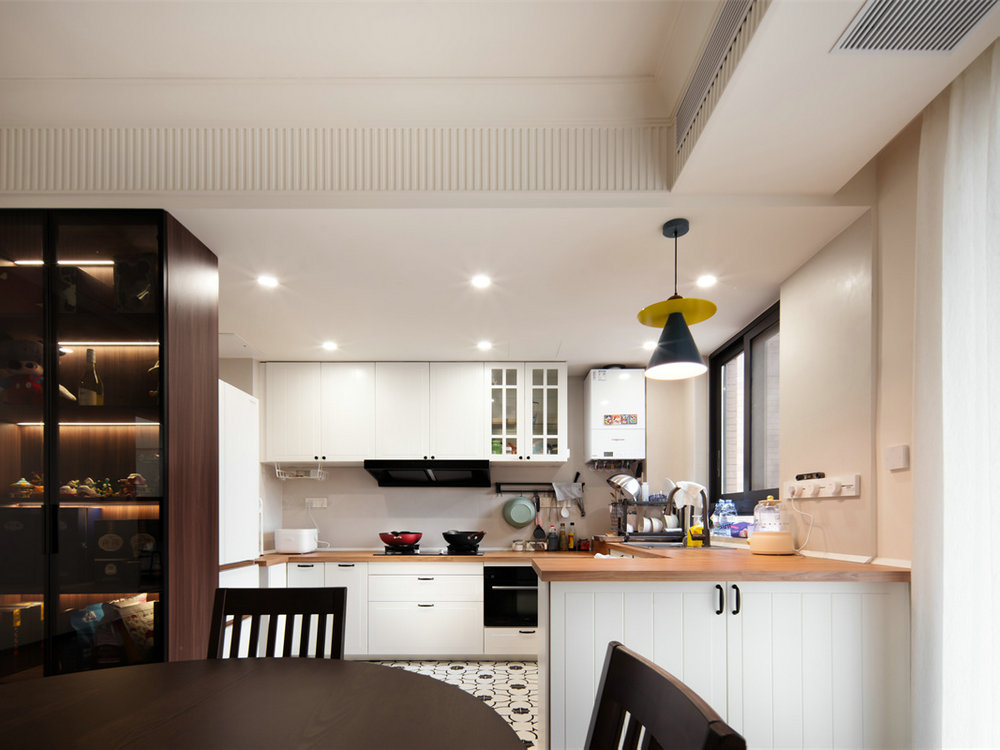 三和光谷道121平包豪斯混搭風格裝修效果圖