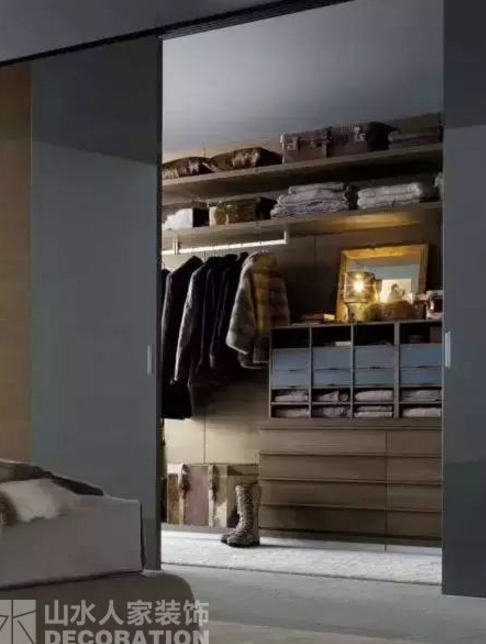 【山水人家裝飾】女人既然有了書房，為什么不能有衣帽間？