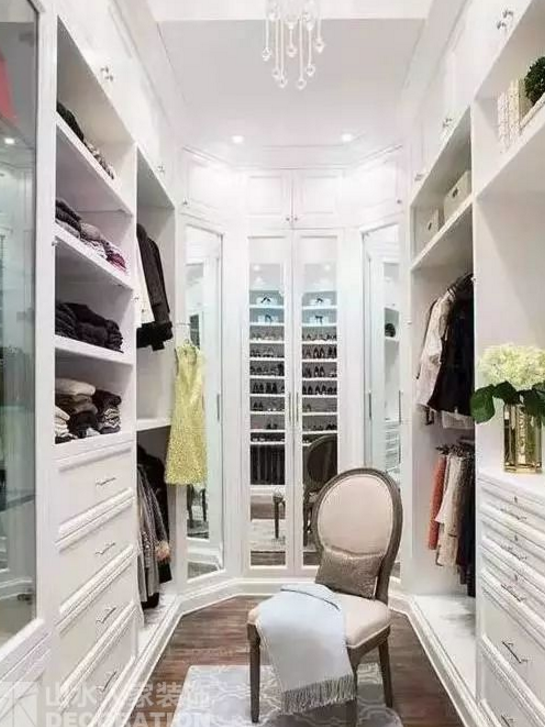 【山水人家裝飾】女人既然有了書房，為什么不能有衣帽間？
