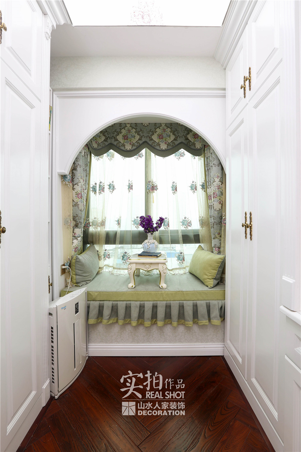 金昌大廈舊房裝修歐式風格效果圖