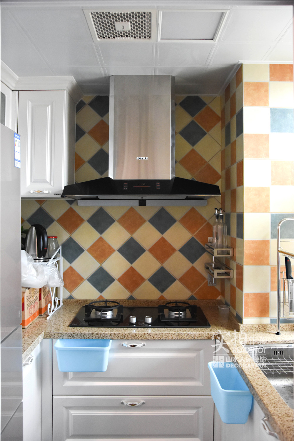 百步亭現代城簡美風格裝修效果圖