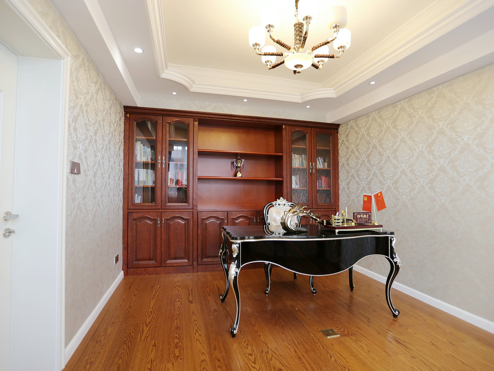 保利藍?？?00平歐式別墅裝修效果實景圖