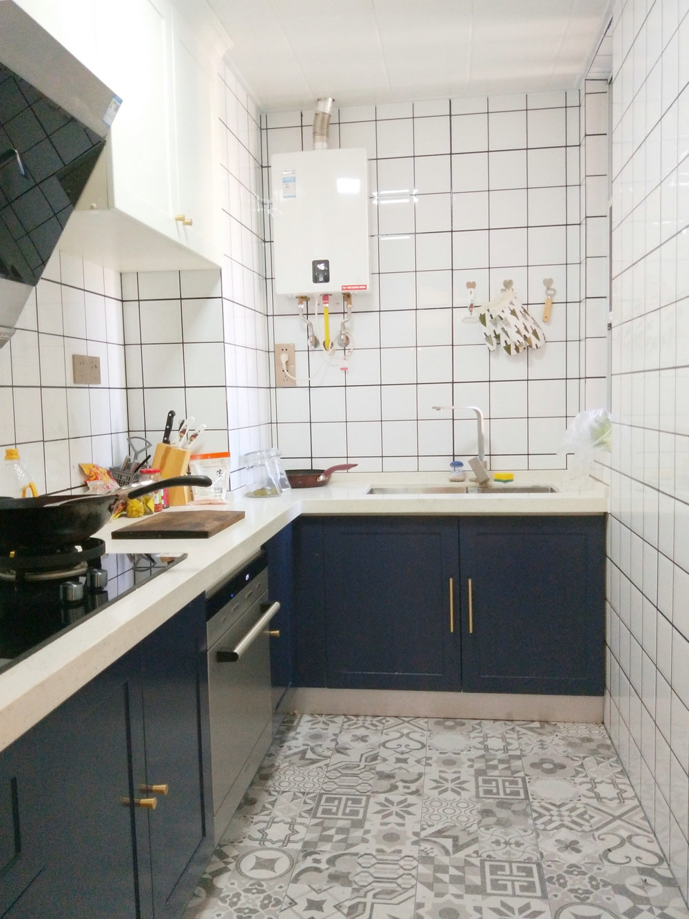 保利清能西海岸現代輕奢風格裝修效果圖