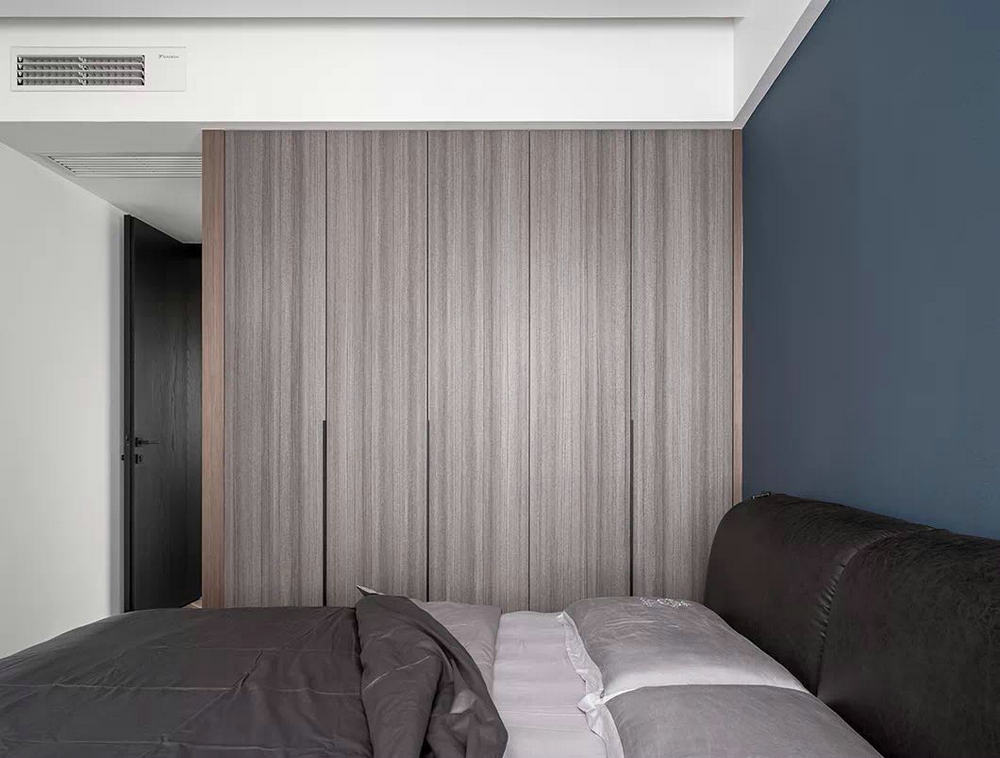 綠地公館118平現代黑白灰裝修效果圖