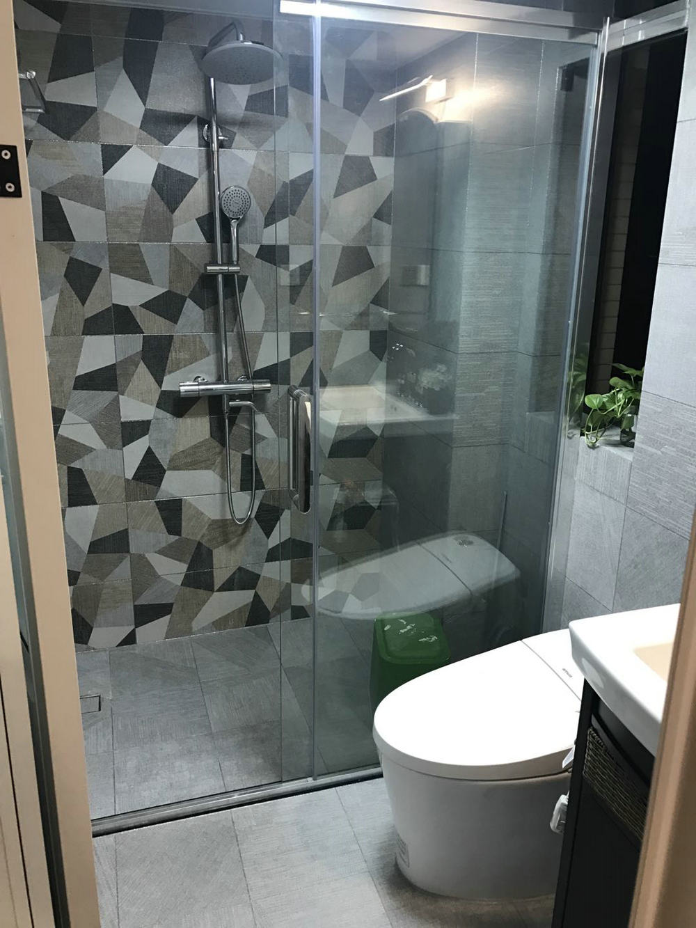 聯泰香域水岸158平現代風格裝修效果圖