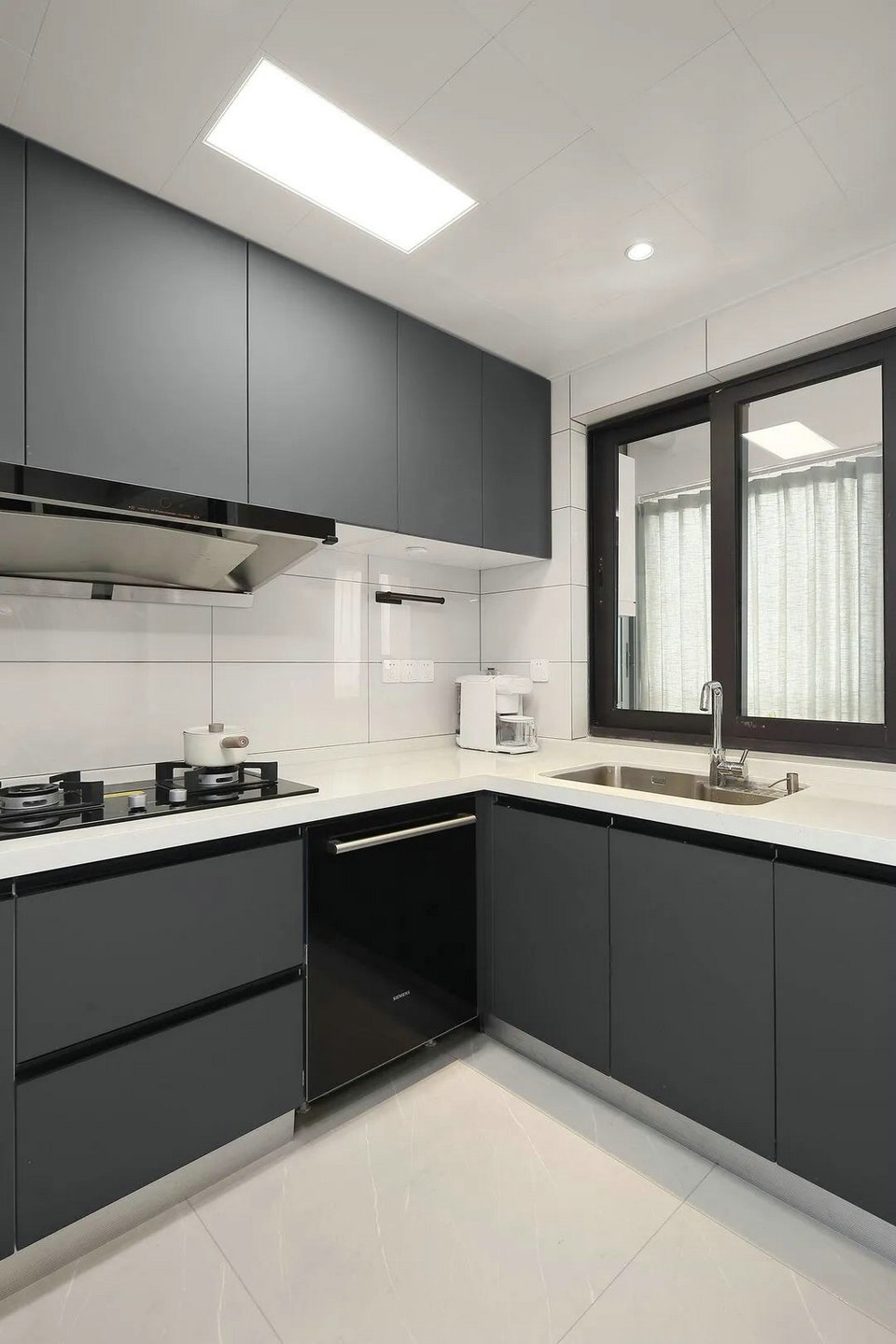 菩提苑125平現代風格裝修效果圖